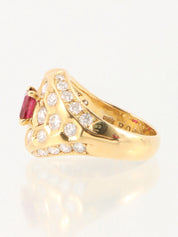 18K Gold/Red Diamond Ruby Design Ring