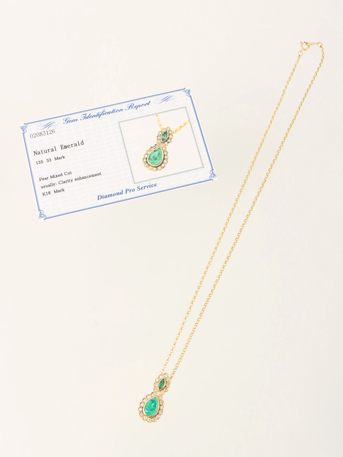 18Kエメラルドダイヤモンドティアドロップデザインネックレス　ゴールド／グリーン