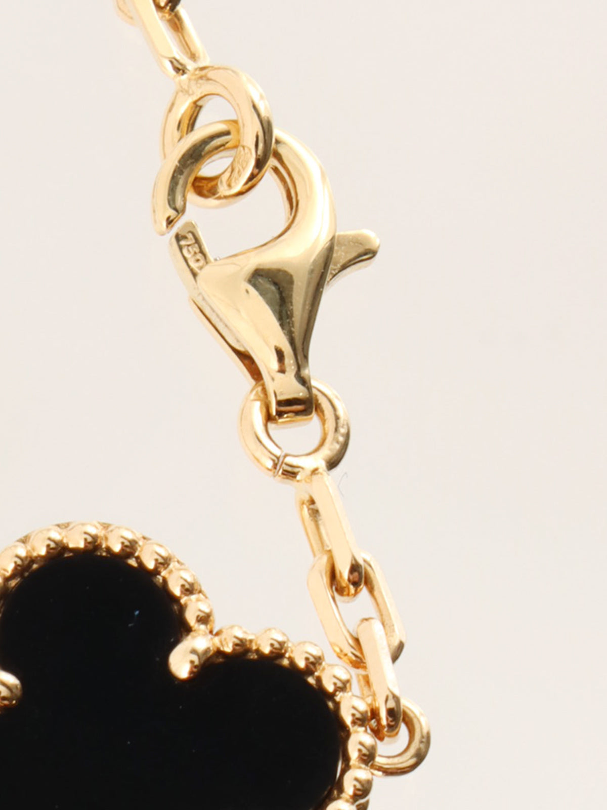 18K Vintage Alhambra 20 Motif Necklace Black/Gold