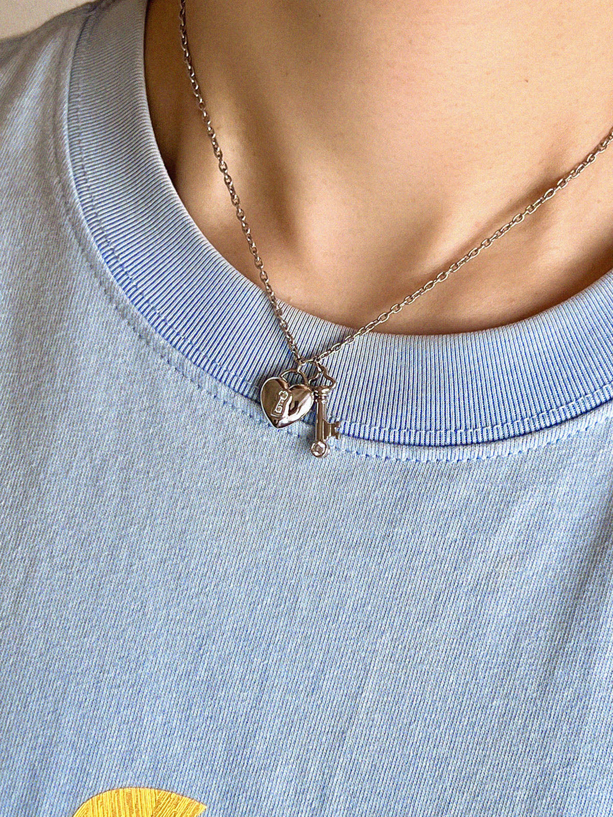 プラチナダイヤモンドハートロックキーネックレス シルバー