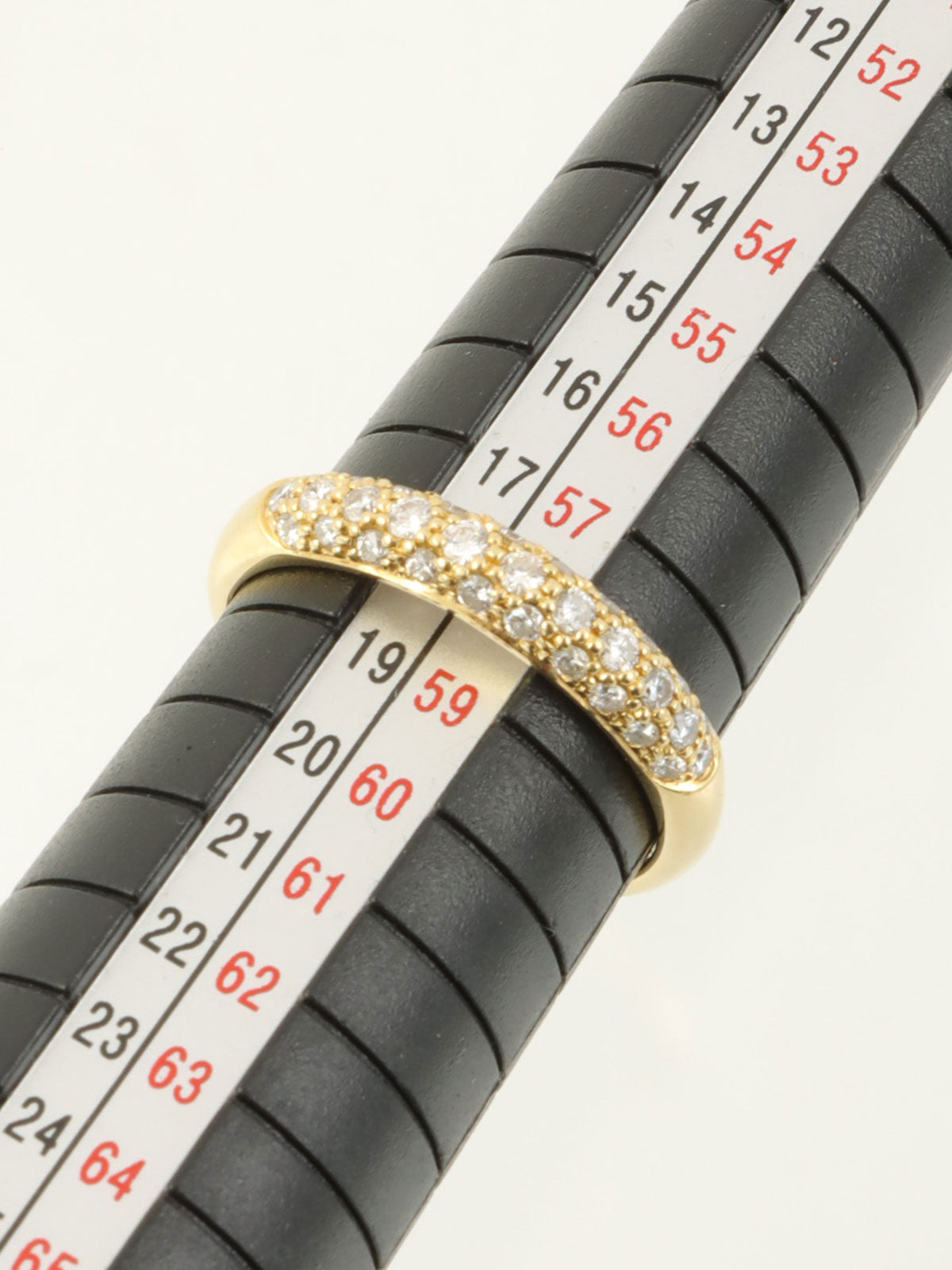 18K Gold Diamond Ring