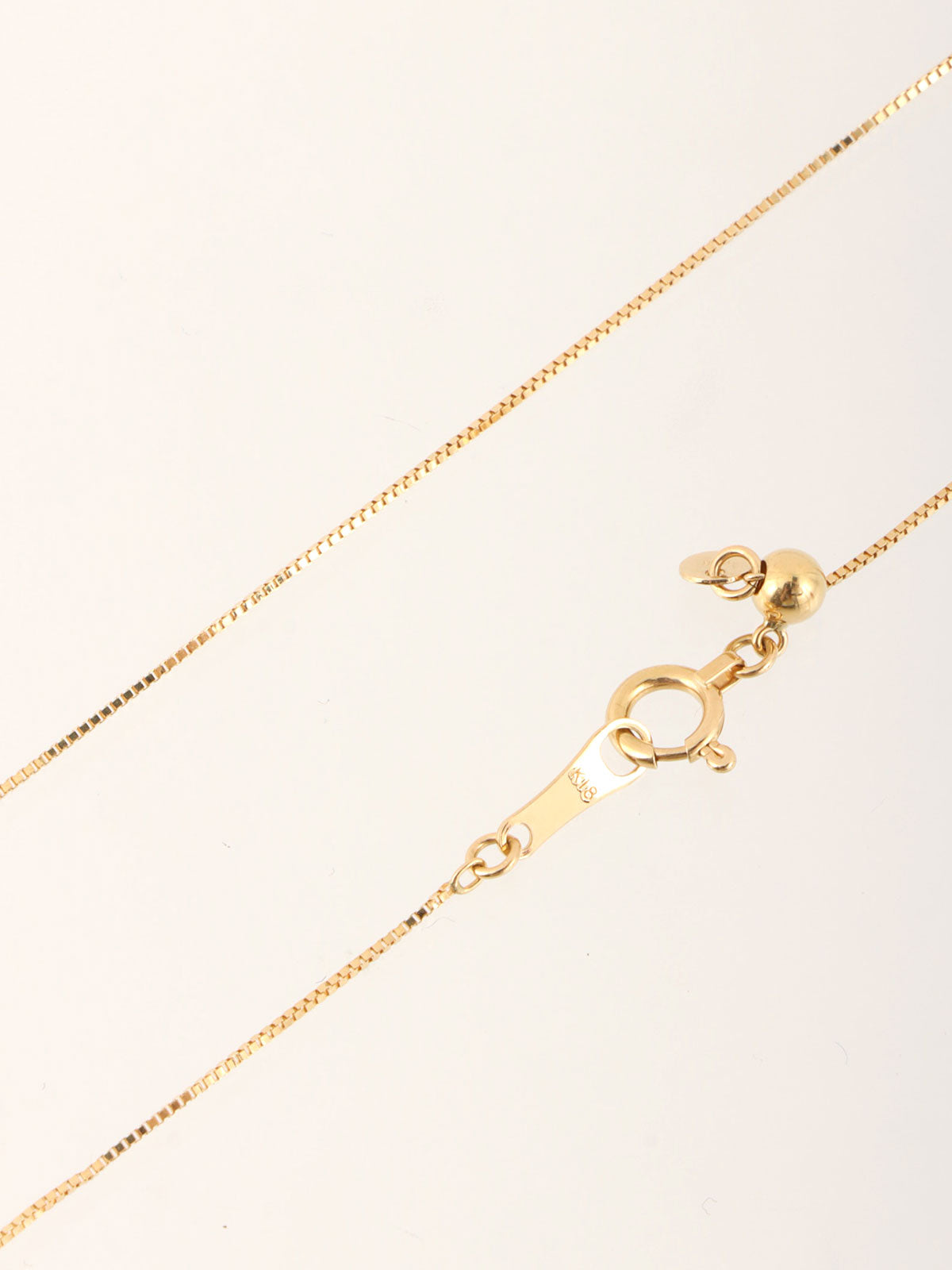 18K Platinum Diamond Teardrop Necklace in Gold/Green