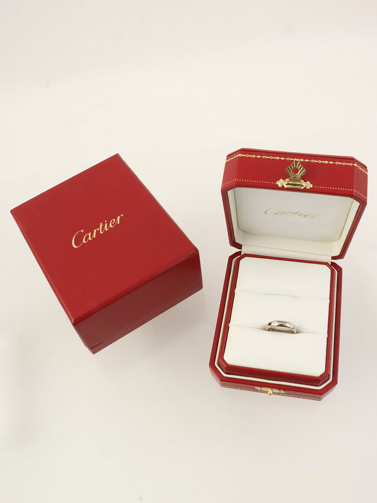 18K Diamond Stellar Ring in Silver