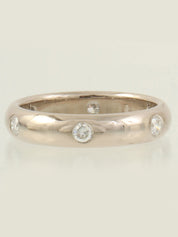 18K Diamond Stellar Ring in Silver