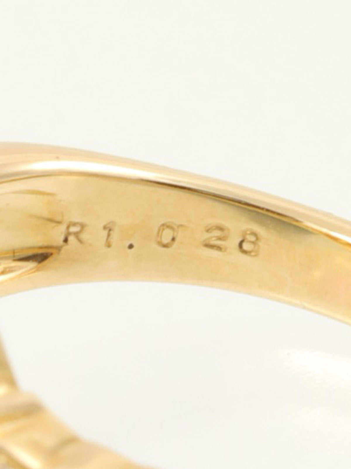 18Kルビーダイヤモンドデザインリング　ゴールド/レッド