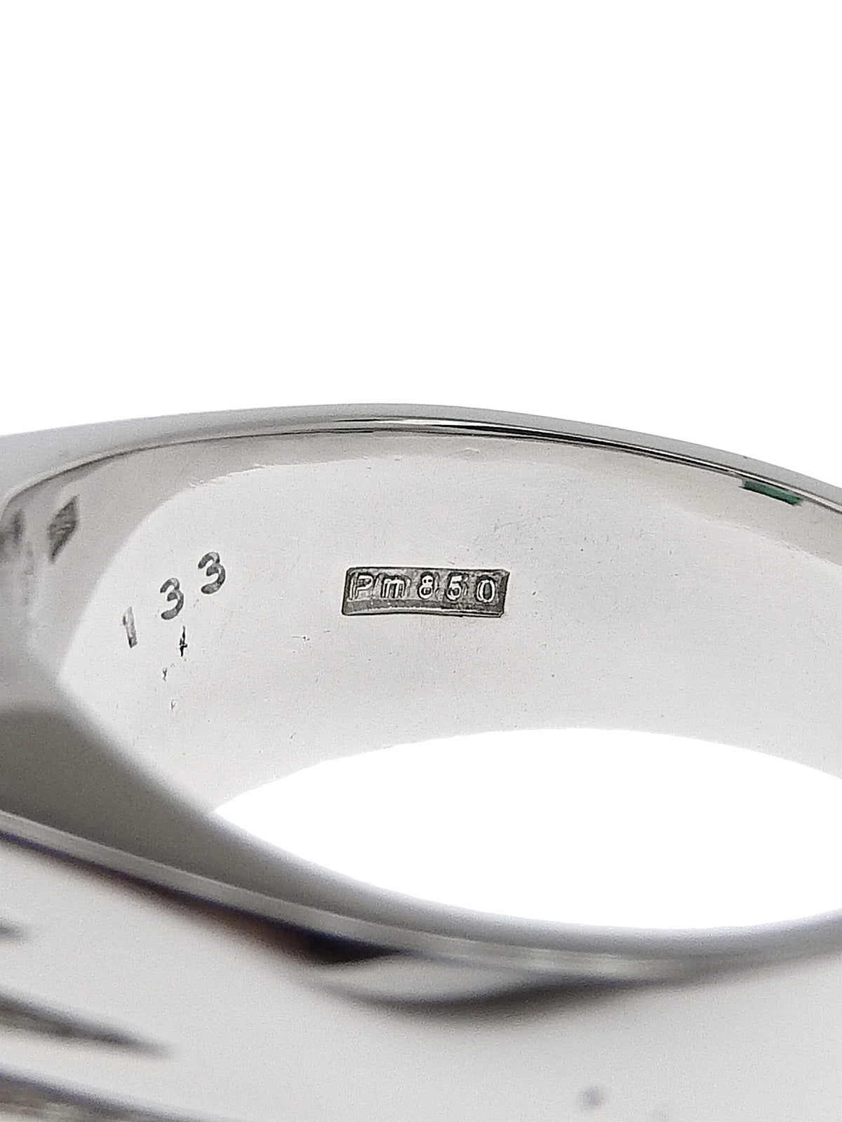 プラチナエメラルドデザインリング シルバー/グリーン