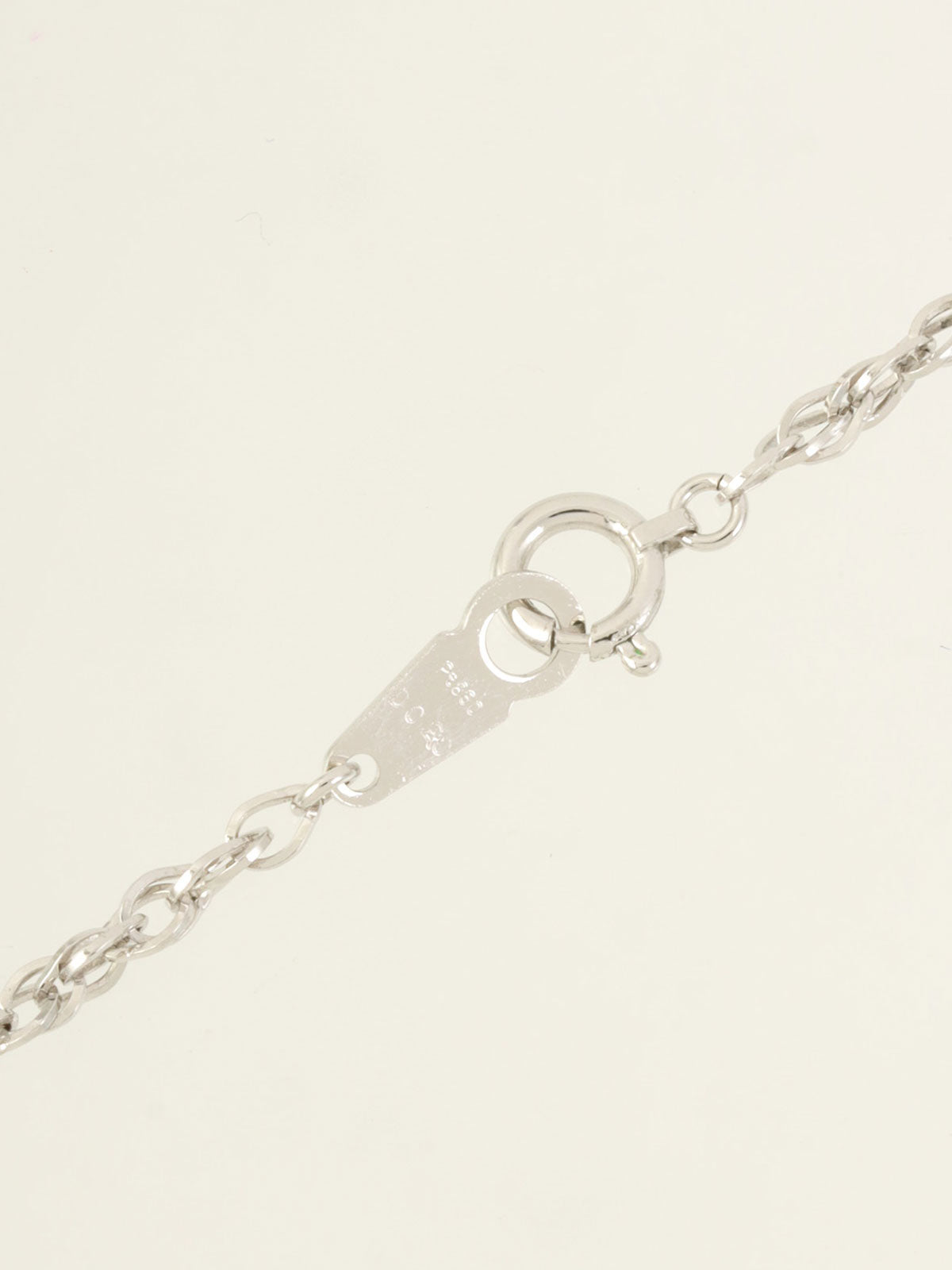 Platinum Emerald Diamond Flower Motif Necklace in Silver/Green