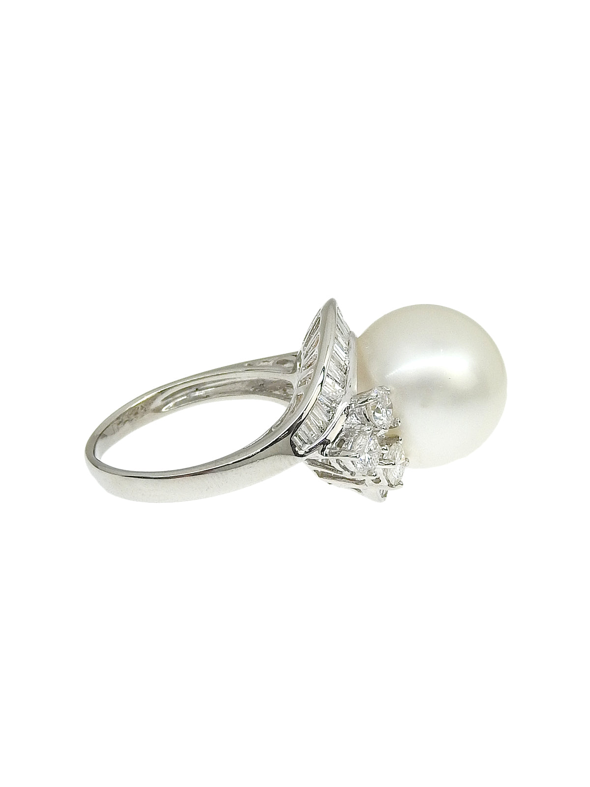 Platinum Diamond Pearl Ring in Silver