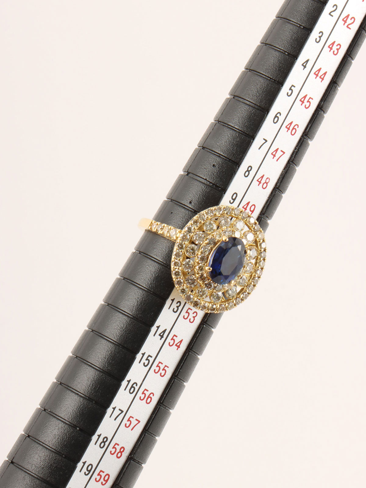 18Kオーバルダイヤモンドサファイアリング　ブルー／ゴールド