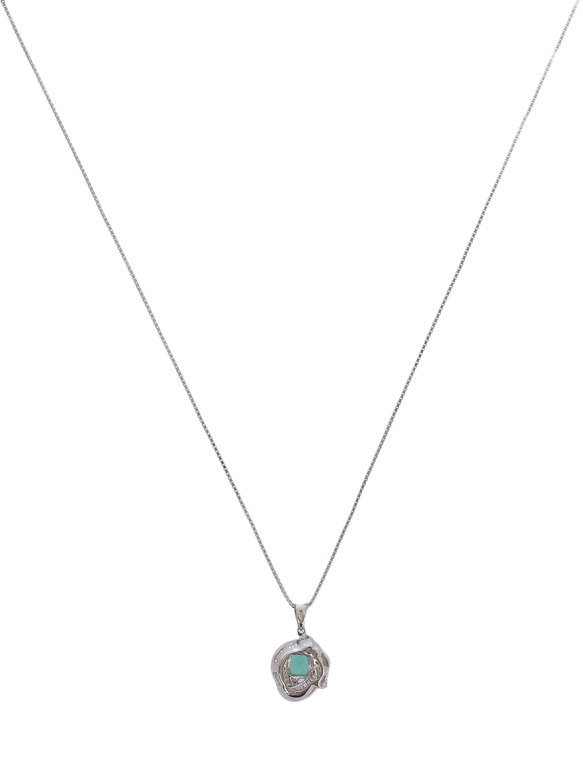 プラチナエメラルドダイヤモンドデザインネックレス　シルバー/グリーン