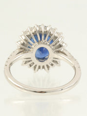 铂金蓝宝石钻石设计戒指，银色/蓝色