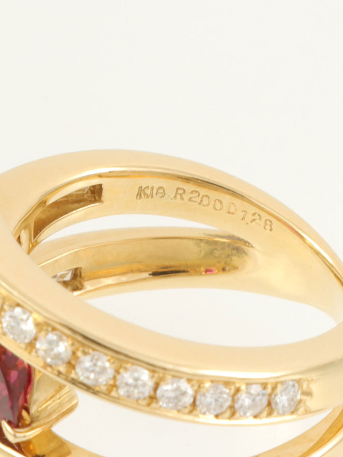 18K Gold/Cherry Red Ruby and Diamond Ring