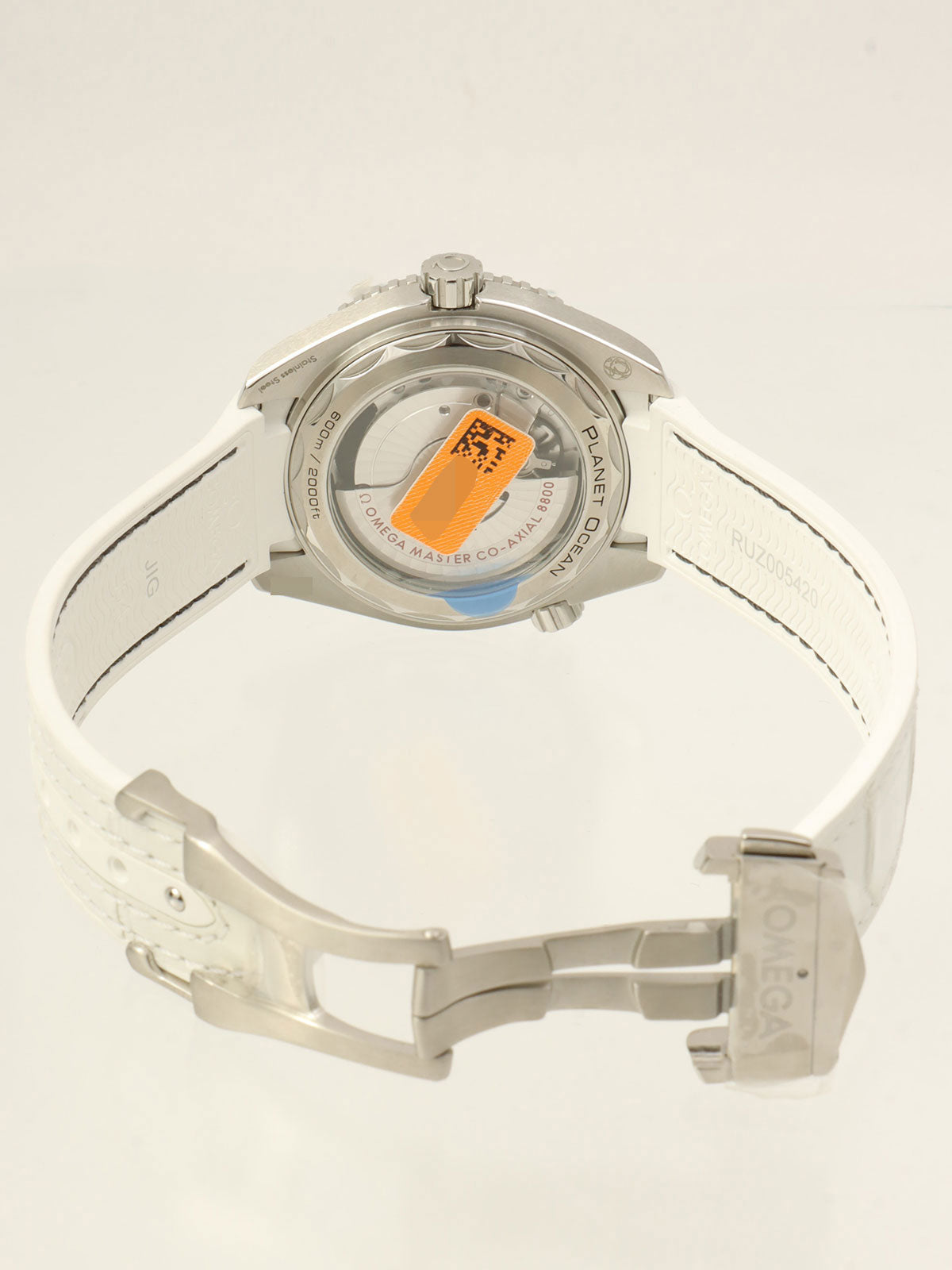 シーマスタープラネットオーシャン 39.5mm 215.33.40.20.04.001 自動巻き ホワイト