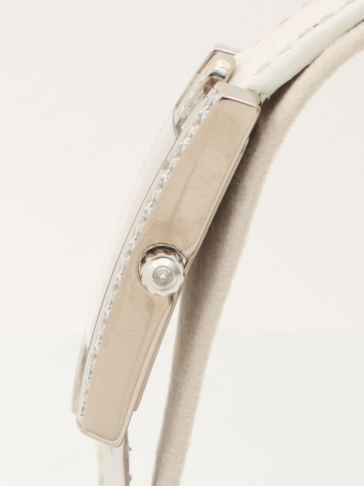 18Kダイヤモンドアヴェニュークラシック シルバー/ホワイト