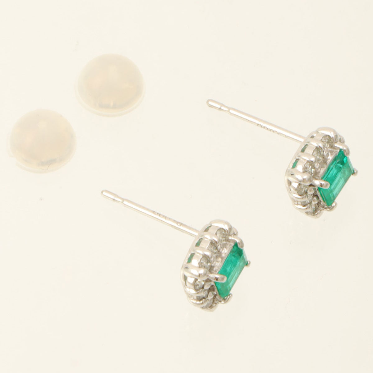 Pt900エメラルドダイヤモンドピアス シルバー/グリーン