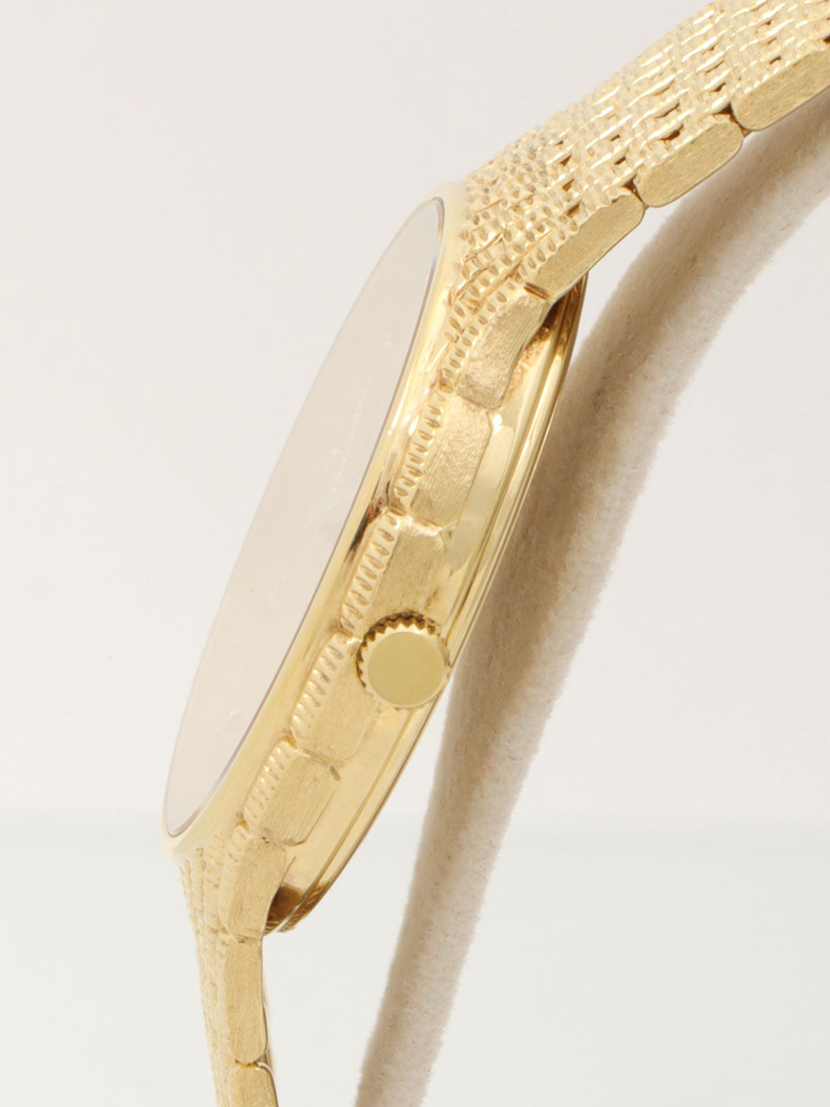 18K 12P Diamond Cobra Gold