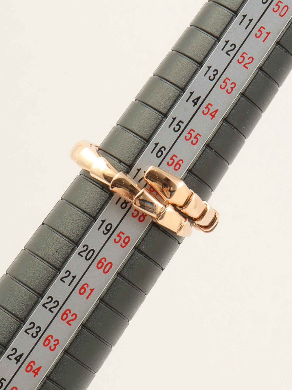 18K Serpenti Viper 戒指 #XL 玫瑰金