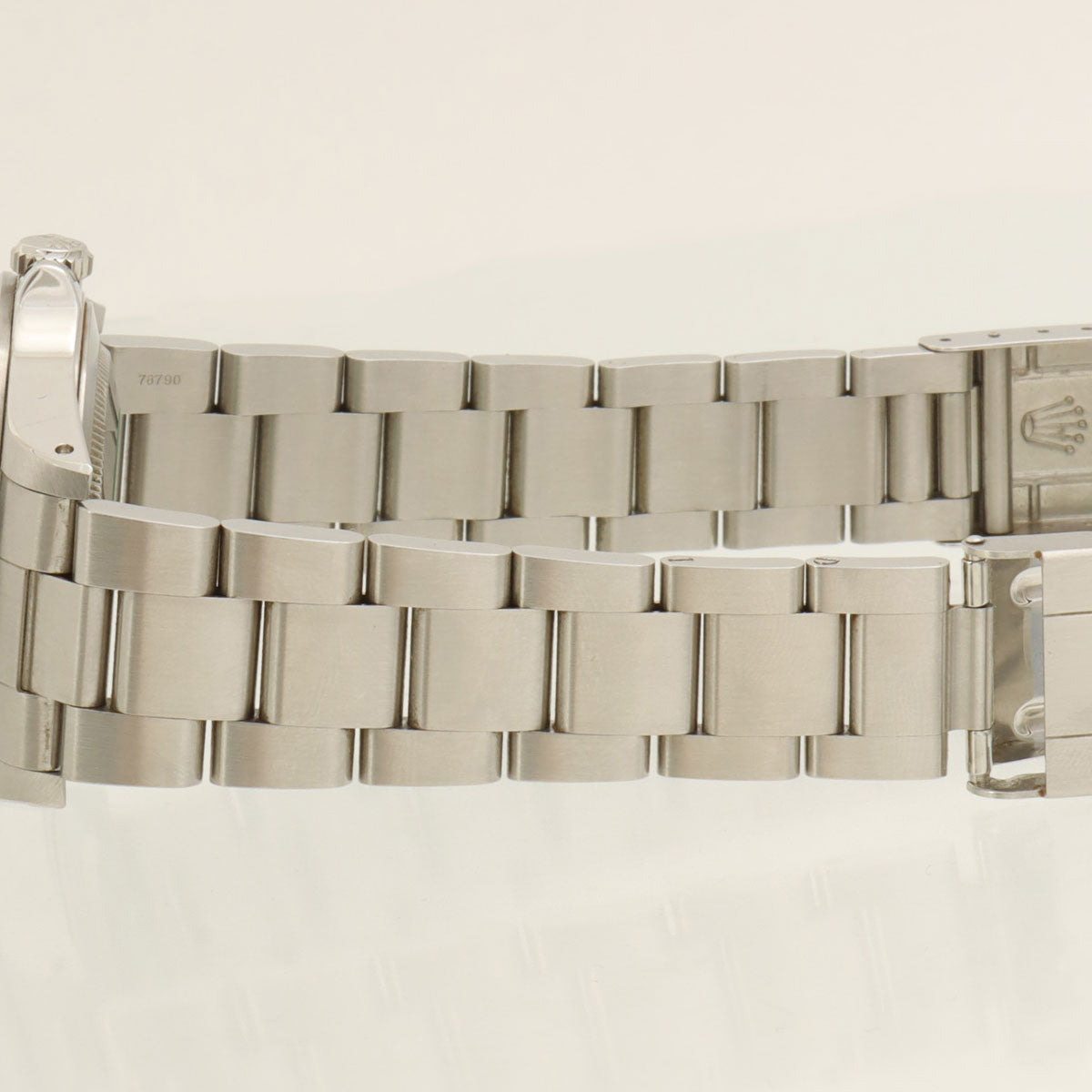 1998-1999 Explorer 40mm 16570 A-serial Automatic Silver