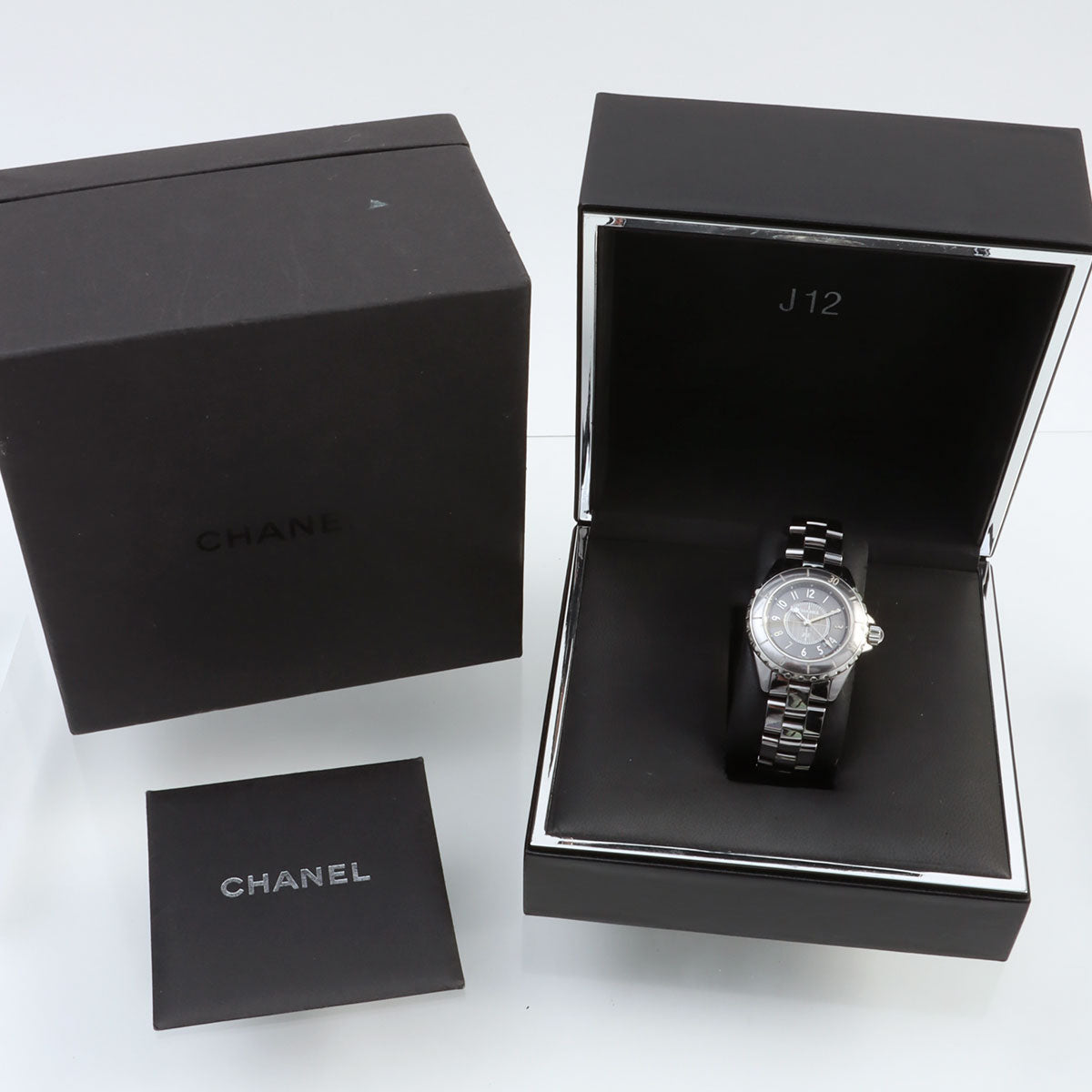 J12 Chromatic H2978 33mm Quartz Black