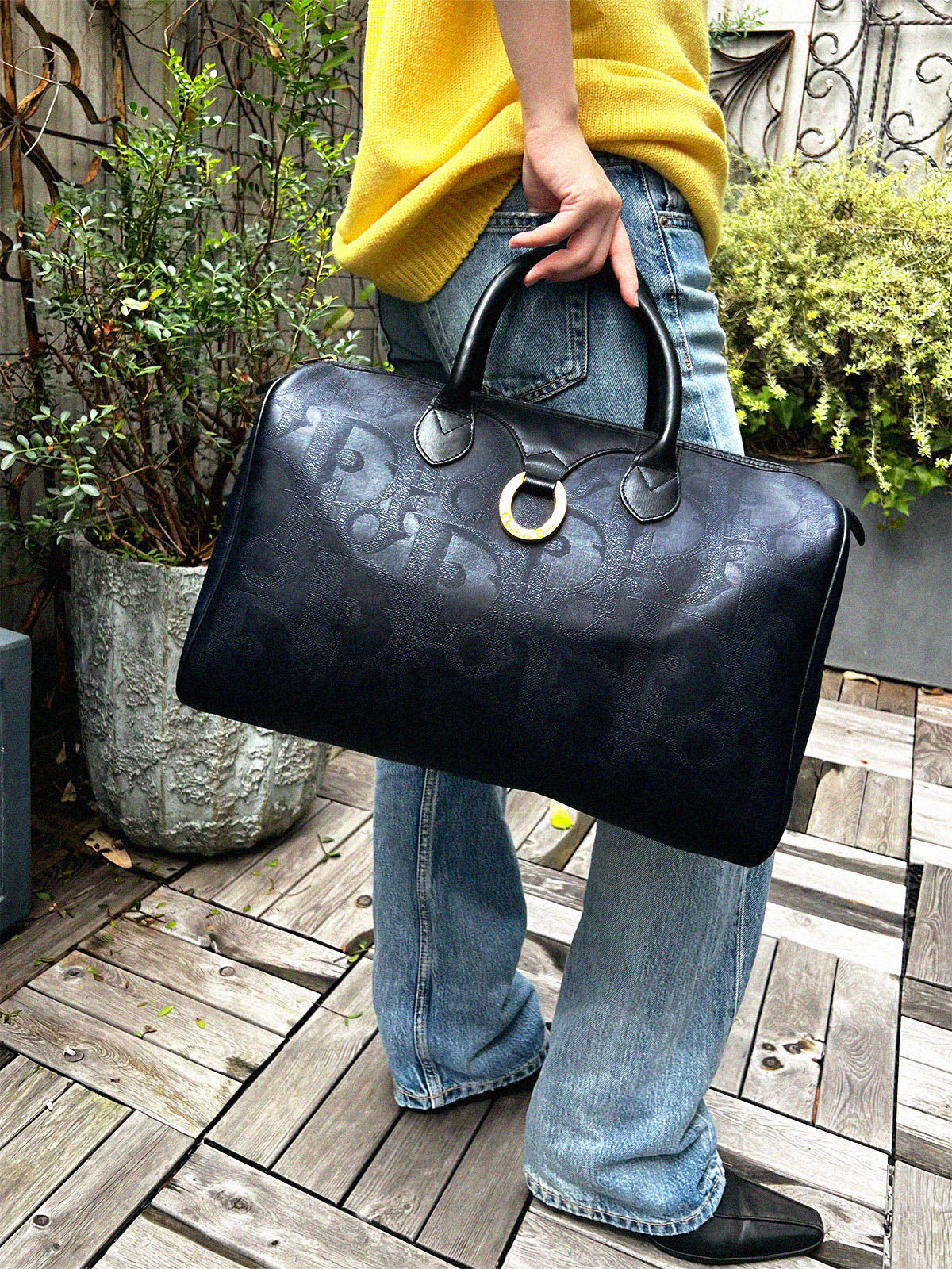 Trotter Pattern Logo Plate Boston Bag Navy