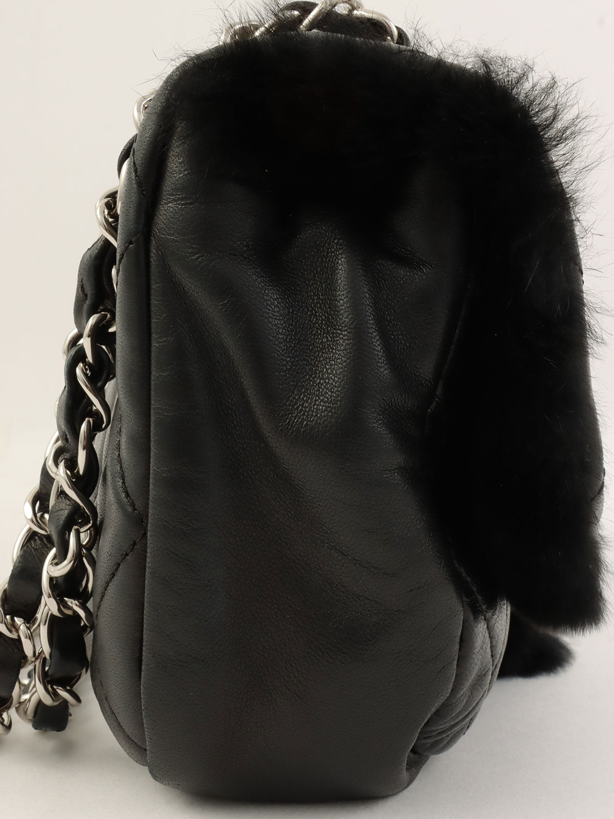 2008 Matelasse W Chain Fur Shoulder Bag Black