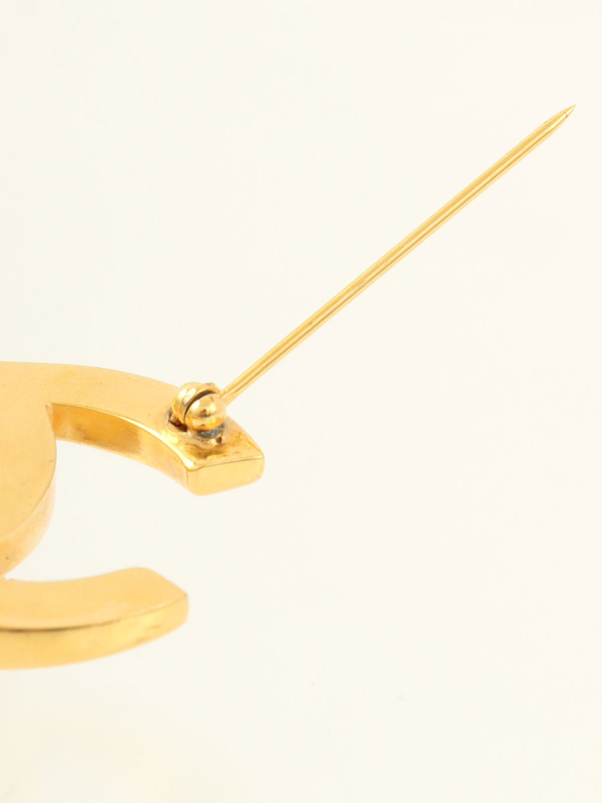 1996 CC Turn Lock Brooch Gold