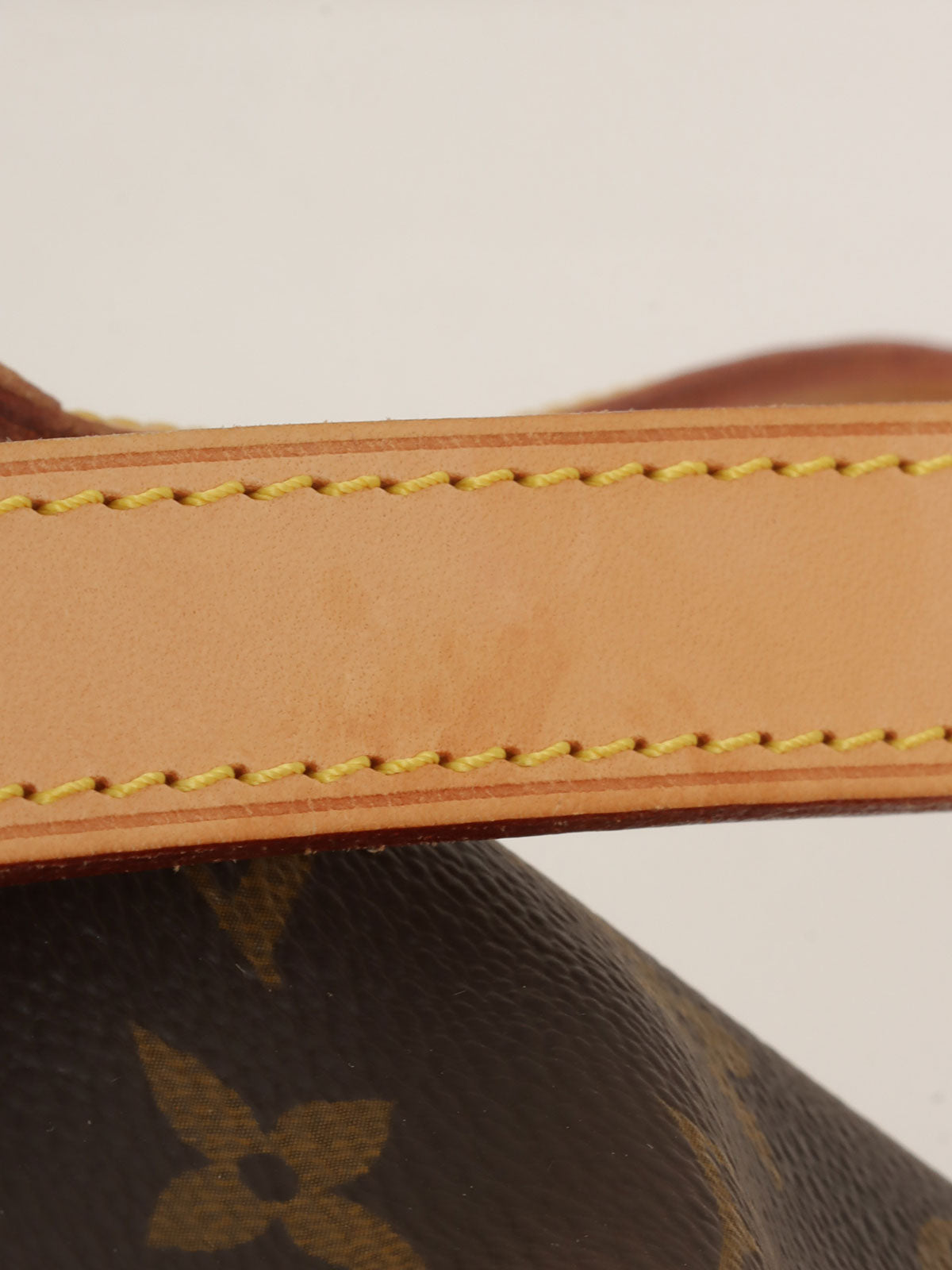 2009年製 キャンバスモノグラムストレイザーPM ブラウン