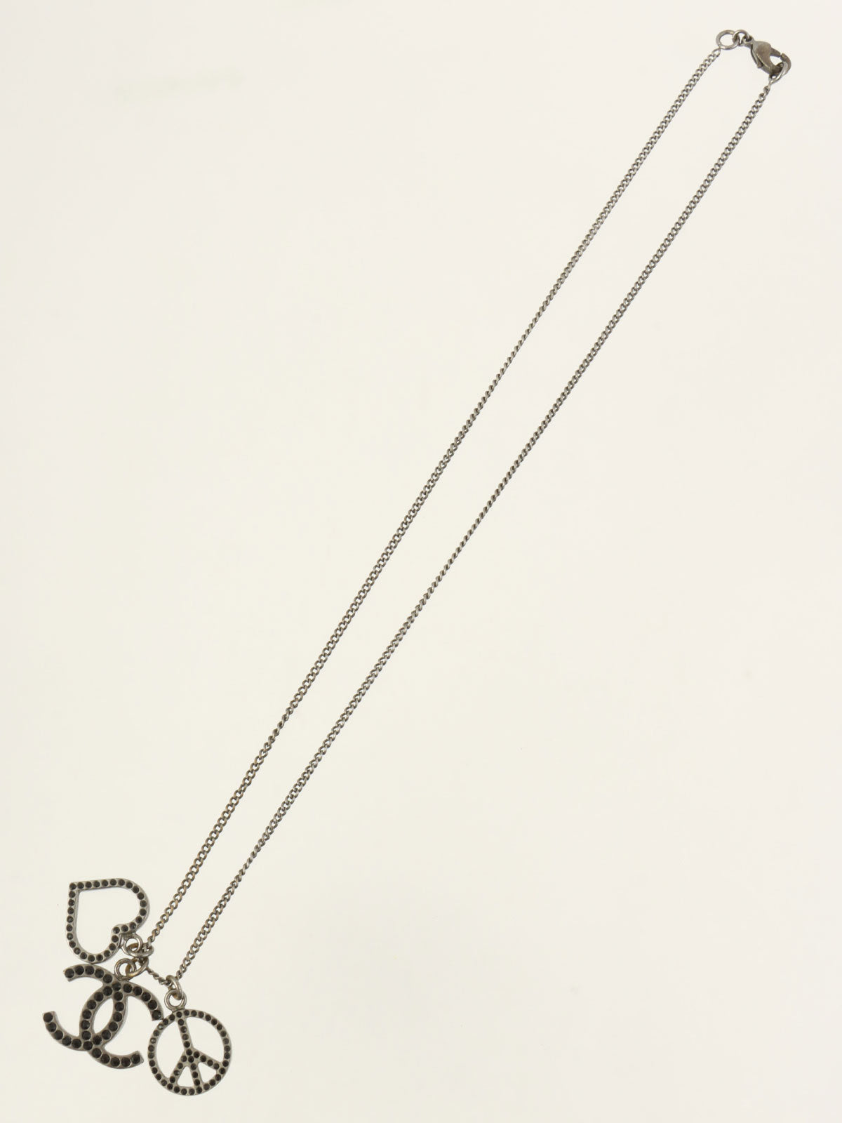 2006 爱与和平 CC 标志水钻项链 枪灰色/黑色