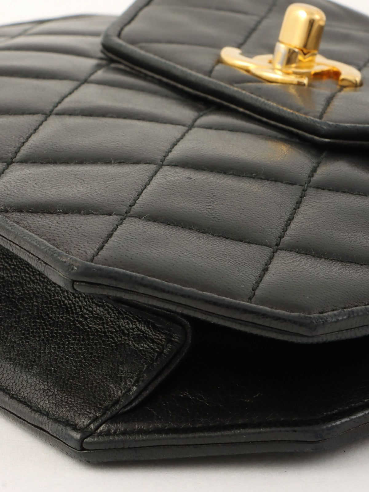 1990年頃製 オクタゴンCCターンロックチェーンショルダーバッグ ブラック