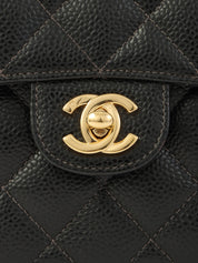 2004年頃製 キャビアスキンクラシックフラップチェーンバッグミニ ブラック