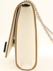 サフィアーノヴァラリボンチェーンショルダーバッグ ホワイト