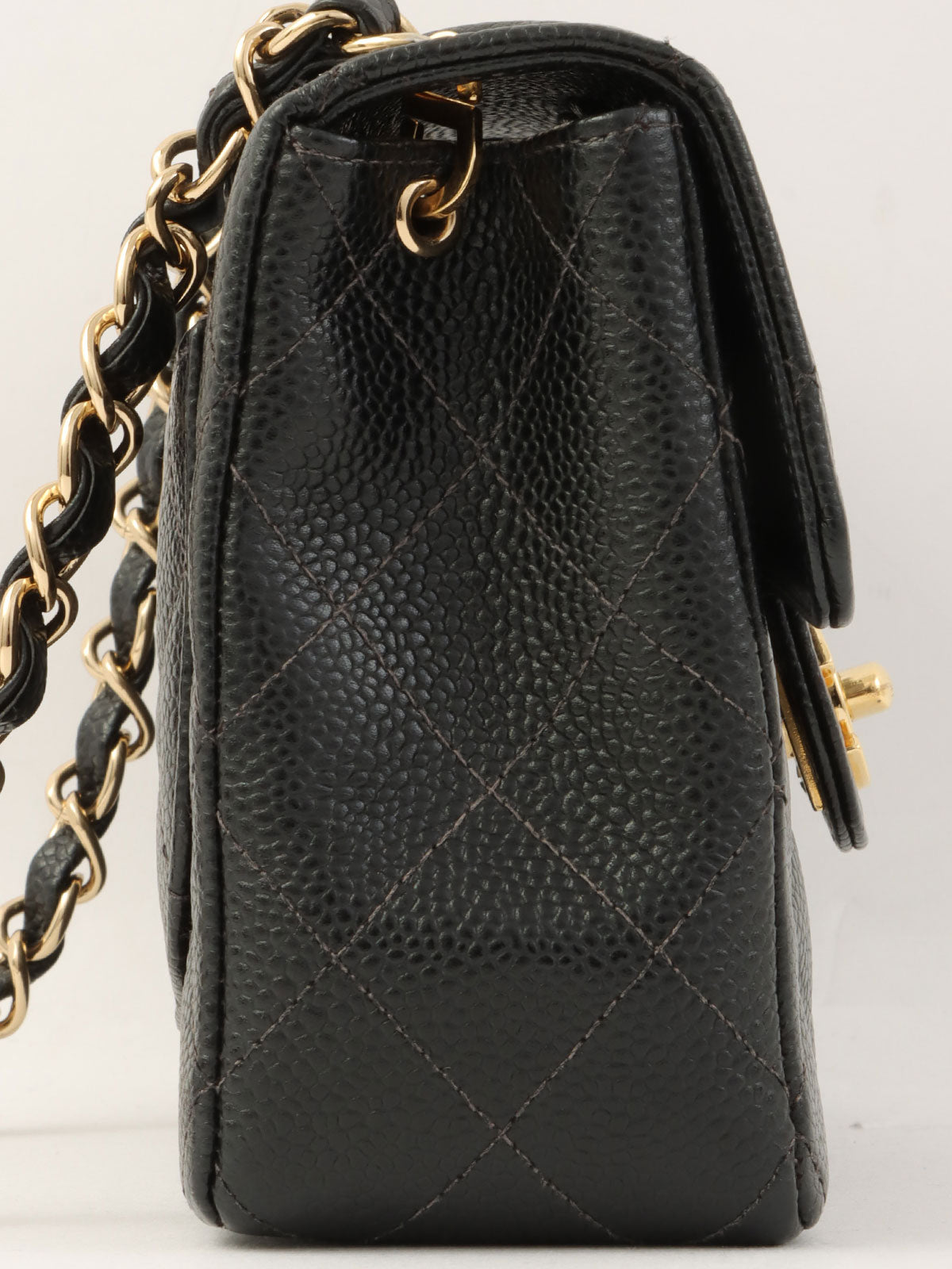 2004年頃製 キャビアスキンクラシックフラップチェーンバッグミニ ブラック