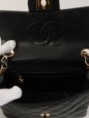 2004年頃製 キャビアスキンクラシックフラップチェーンバッグミニ ブラック