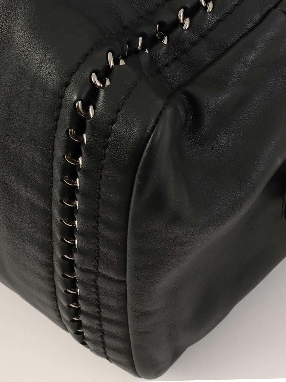 2005 年黑色 CC 标志缝线迷你波士顿包