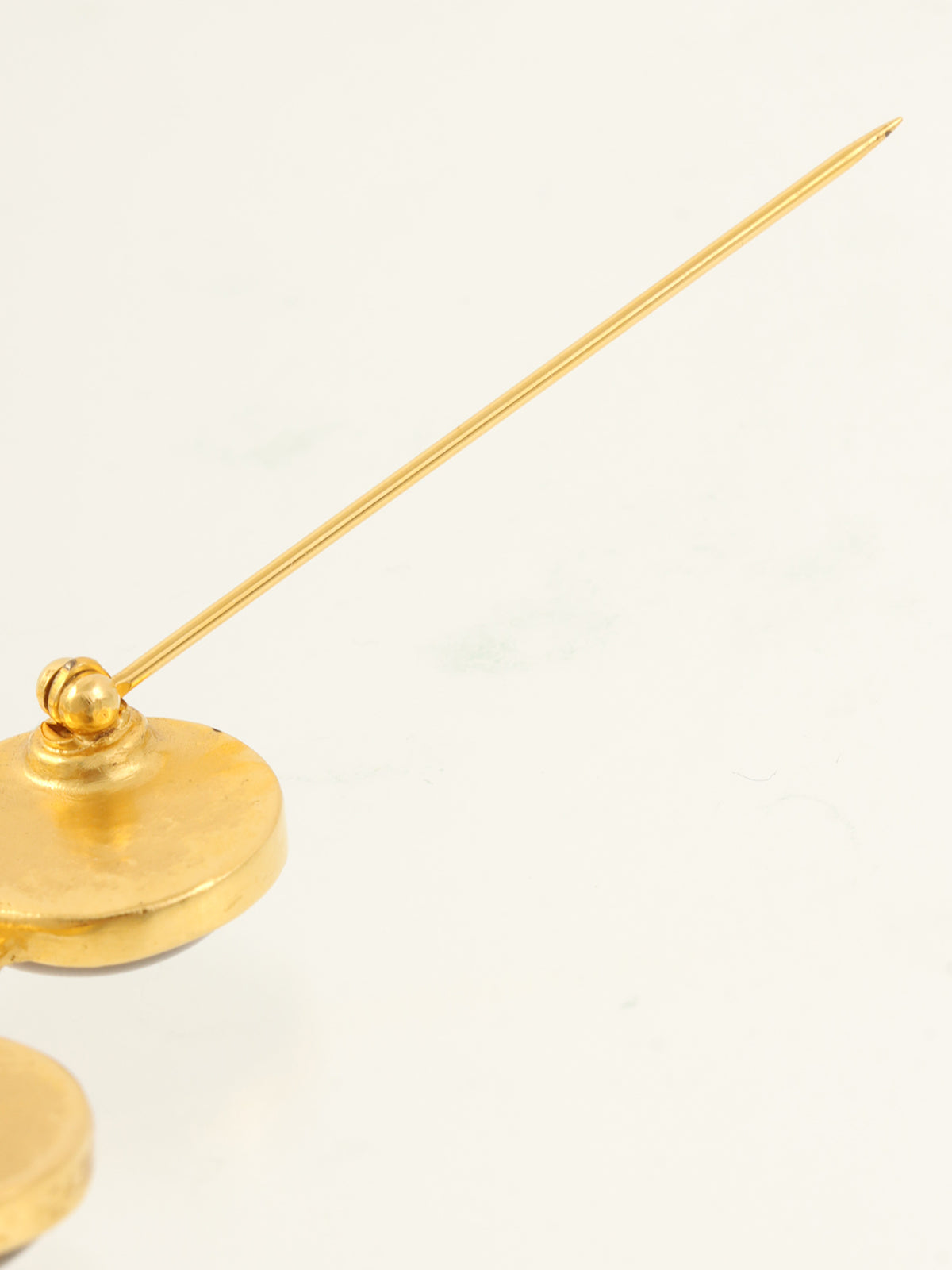 1995年製 タイガーアイCCマーククロスモチーフブローチ ゴールド/ブラウン