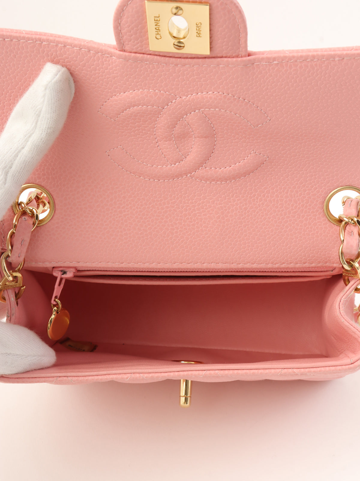 2003年頃製 キャビアスキンクラシックフラップチェーンバッグミニ ピンク
