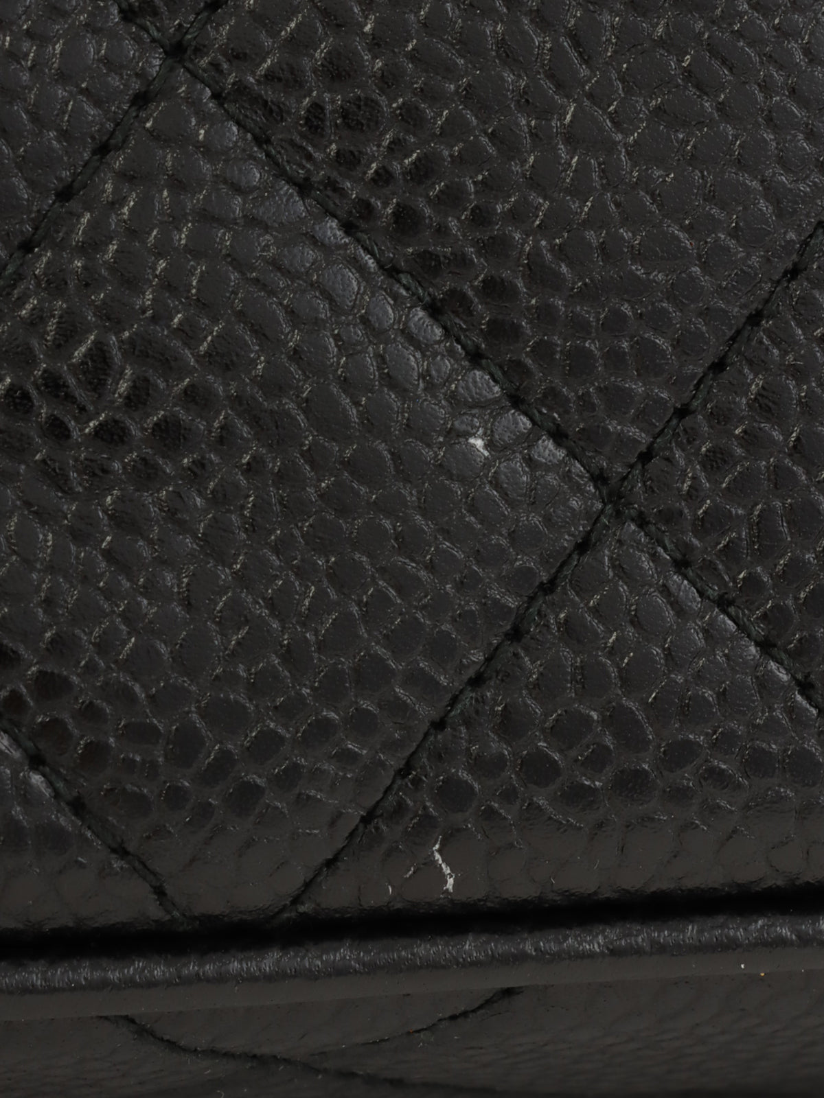 1995 Caviar Skin CC Mark Stitch Chain Shoulder Bag Black