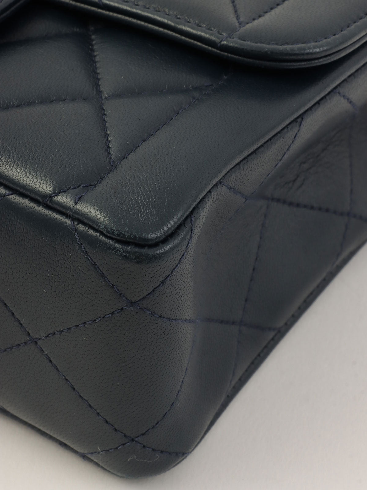 1995年頃製 クラシックフラップチェーンバッグミニ ネイビー