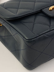 1995年頃製 クラシックフラップチェーンバッグミニ ネイビー