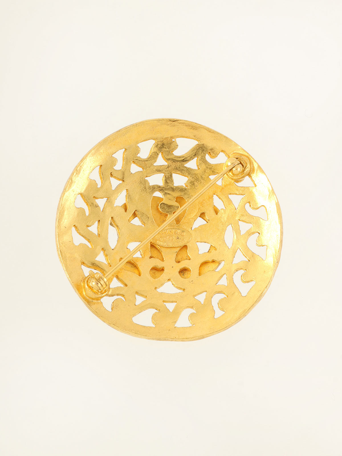 1995 Round CC Mark Design Cutout Brooch Gold