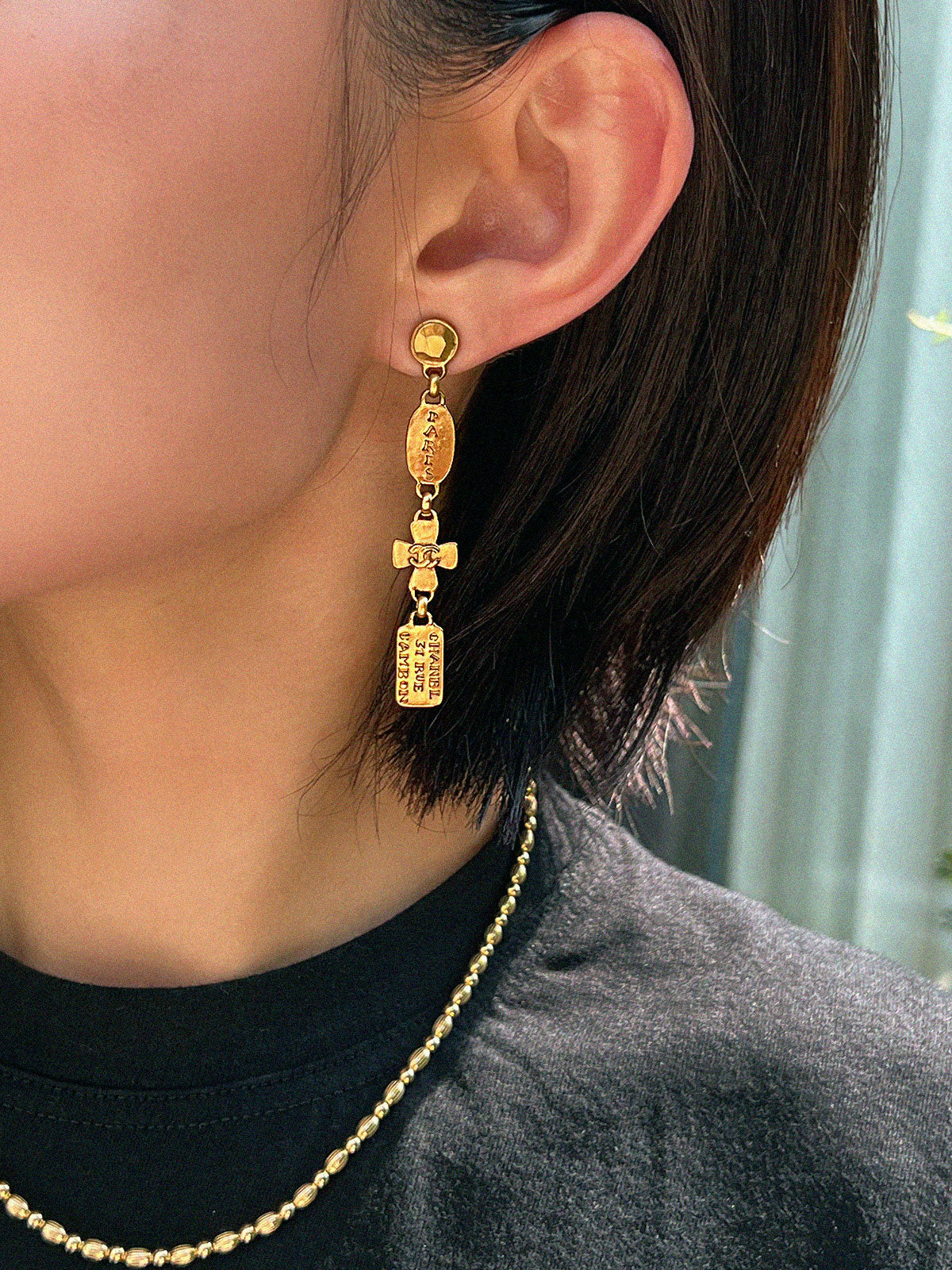 1999年製 CCマーククロススウィングピアス ゴールド