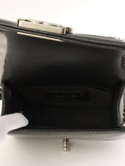 2013年頃製 ボーイシャネルチェーンバッグミニ ブラック