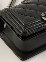 2013年頃製 ボーイシャネルチェーンバッグミニ ブラック