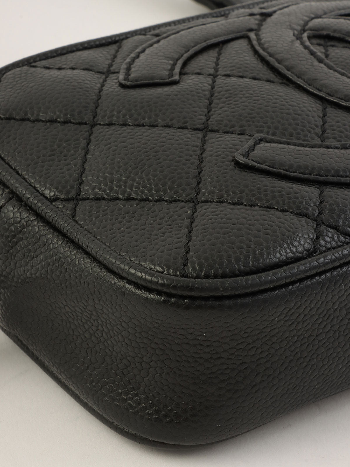 2005年頃製 キャビアスキンCCマークステッチショルダーバッグ ブラック