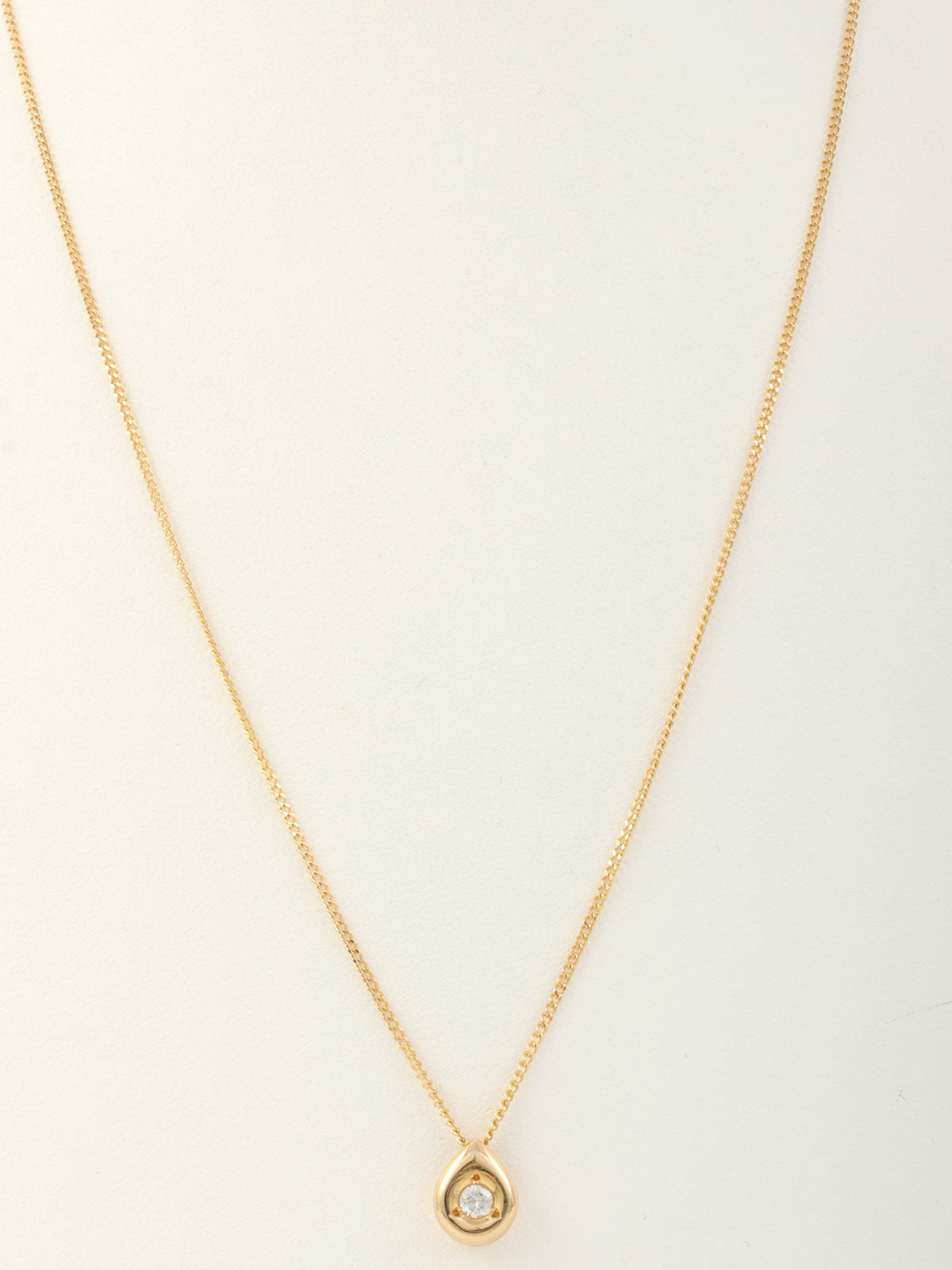 18K Gold Diamond Teardrop Necklace