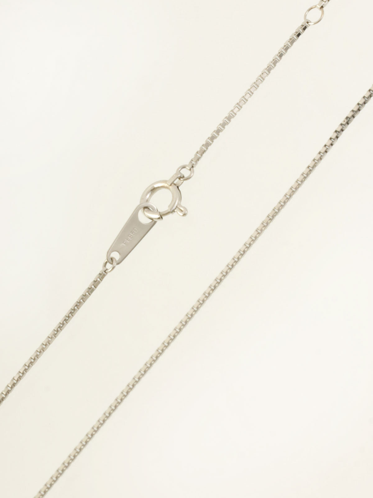 プラチナルビーダイヤモンドネックレス