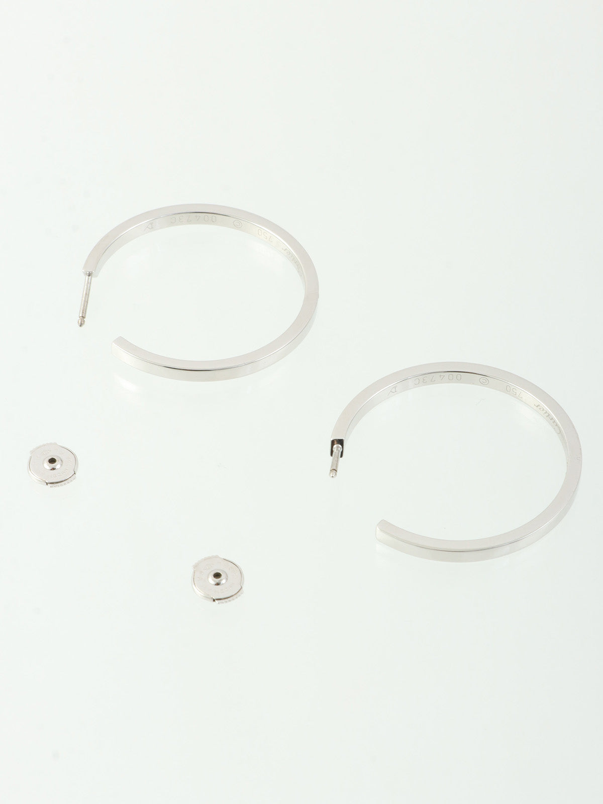 18Kダイヤモンドクラシックフープピアス　シルバー