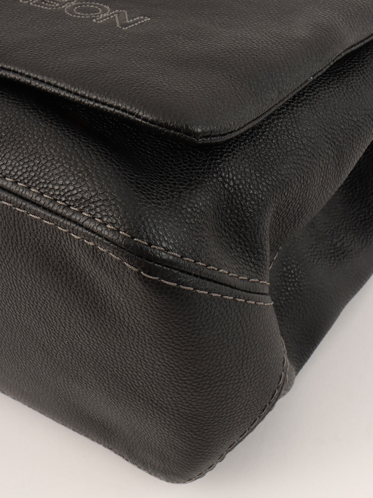 2014年頃製 キャビアスキンCCマークロゴステッチチェーンバッグ ブラック