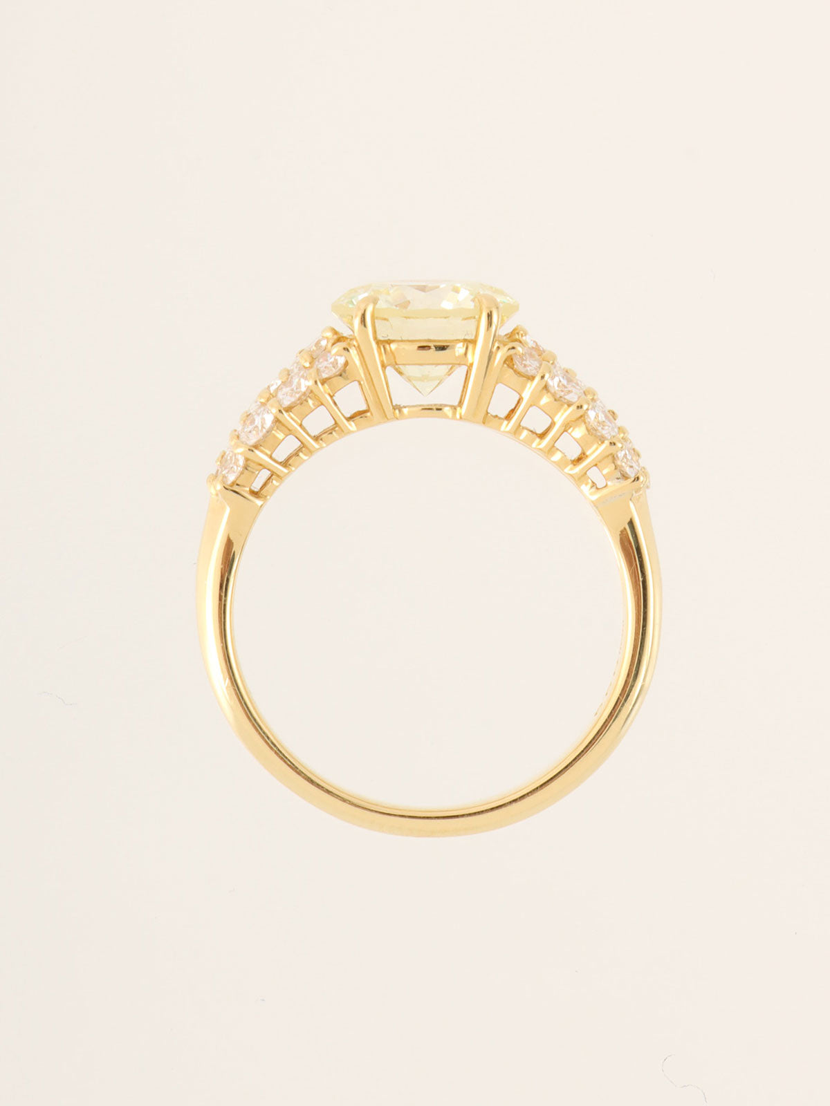 18K Gold Diamond Ring