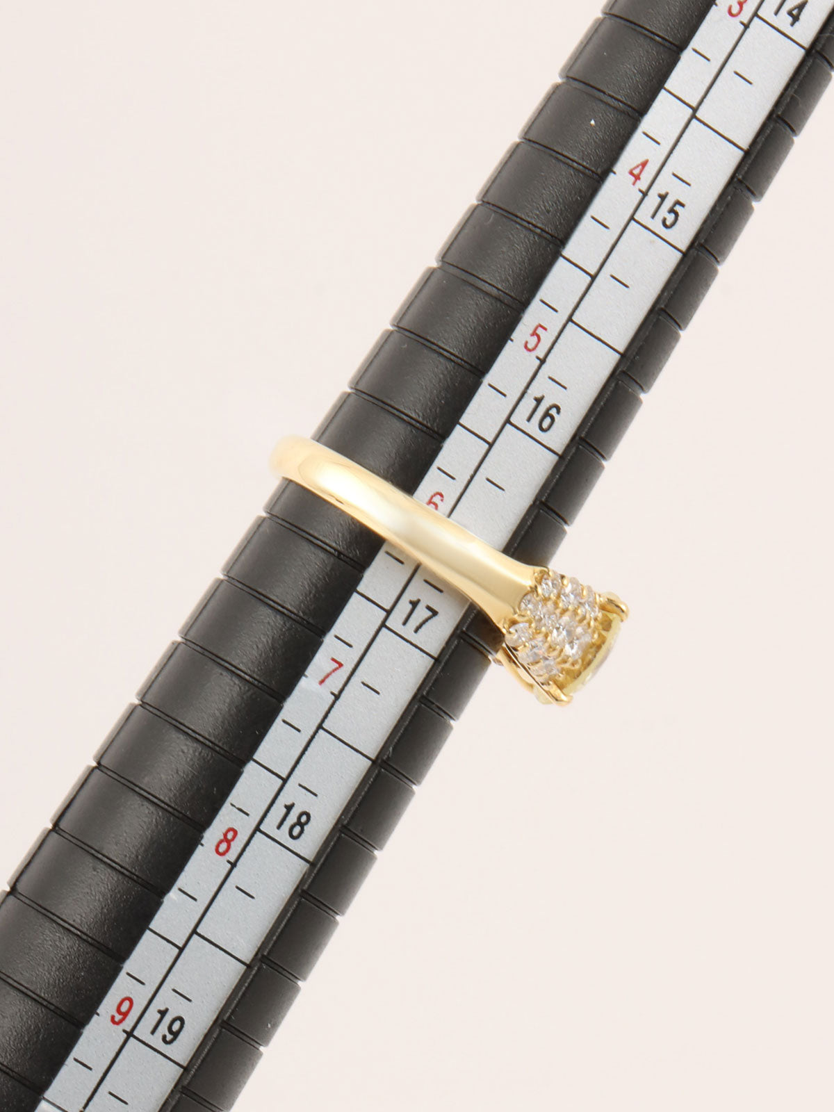 18K Gold Diamond Ring